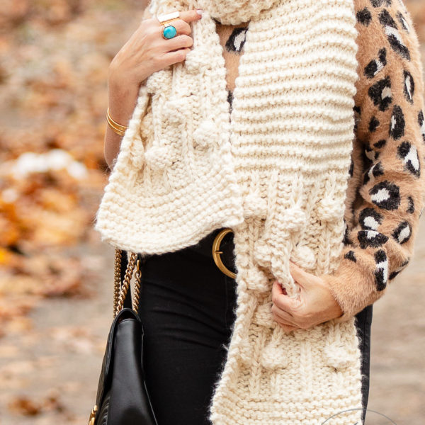 Black Friday Sales Have Started + My New Favorite Chunky Knit Scarf